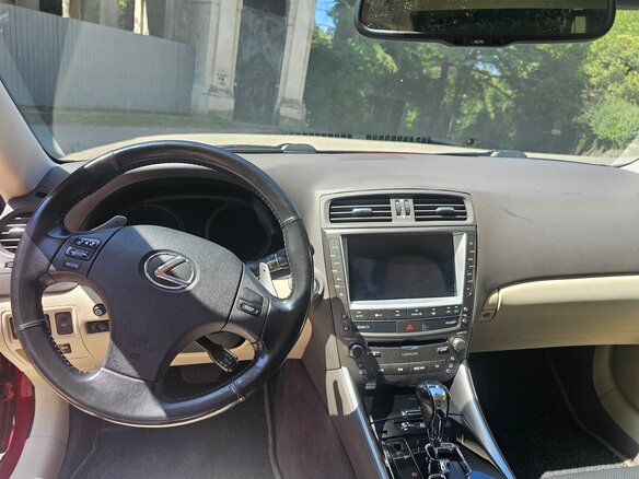 2008 Lexus IS 250 II Рестайлинг, красный, 1430000 рублей - вид 4