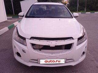 2013 Chevrolet Cruze I Рестайлинг, белый, 650000 рублей, вид 2