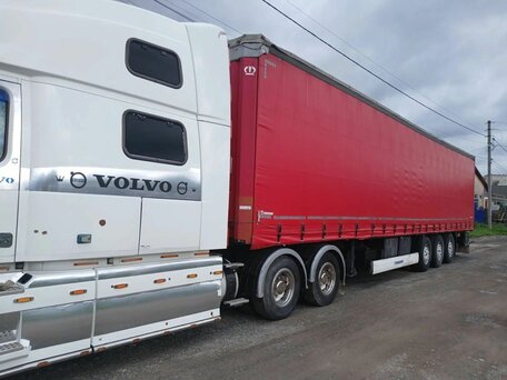 2008 Volvo VNL, белый, 4000000 рублей, вид 5