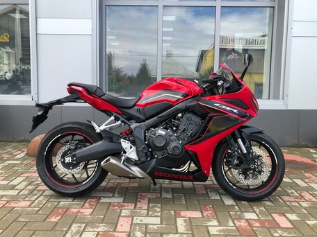 2023 Honda CBR 650R, красный, 1700000 рублей, вид 1