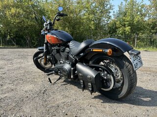 2021 Harley-Davidson Street Bob, чёрный, 1850000 рублей, вид 3