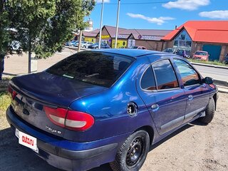 2001 Renault Megane I Рестайлинг, синий, 280000 рублей, вид 2