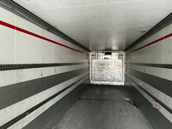 2003 Schmitz Cargobull SKO, белый, 1300000 рублей - вид 11