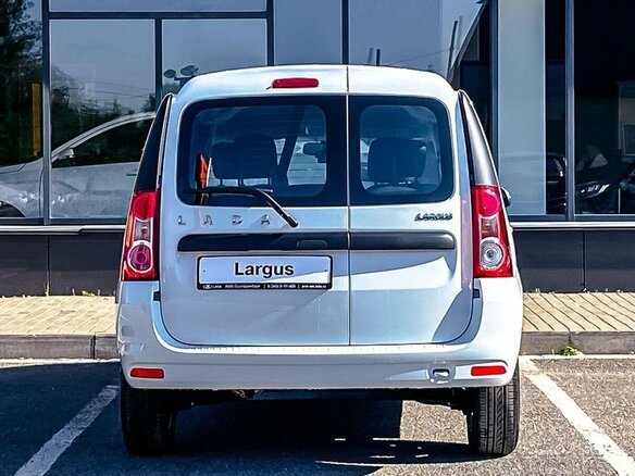 2026 Lada (ВАЗ) Largus I Рестайлинг, белый - вид 4