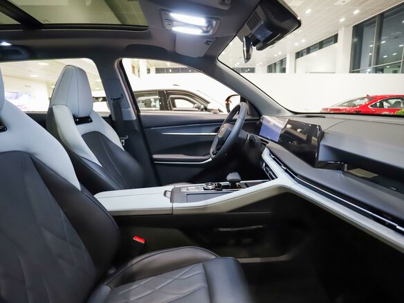2025 Changan CS75 Plus III, чёрный - вид 20