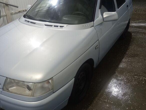 2004 Lada (ВАЗ) 2110, серебристый, 270000 рублей