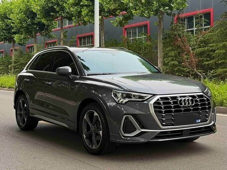2022 Audi Q3 35 TFSI II (F3), серый, 2844000 рублей, вид 3
