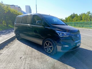 2020 Hyundai Grand Starex I Рестайлинг 2, чёрный, 4000000 рублей, вид 2