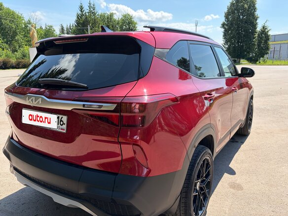 2021 Kia Seltos I, красный, 2250000 рублей - вид 4