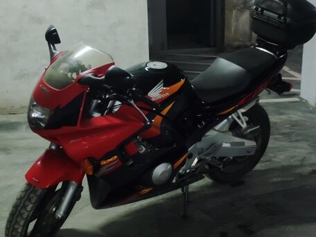 1996 Honda CBR 600F, красный, 320000 рублей, вид 5