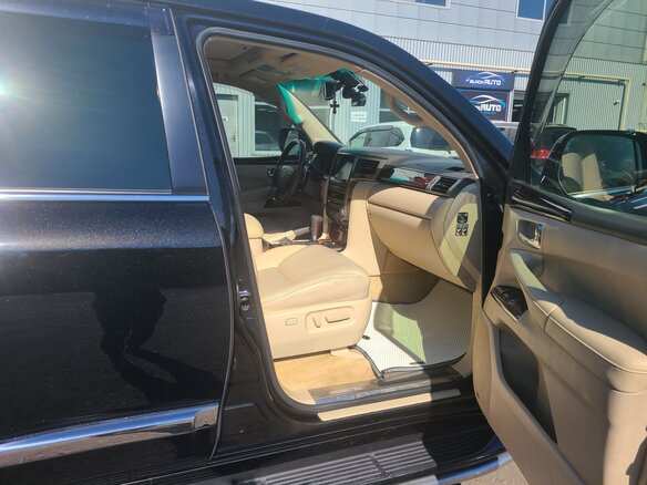 2012 Lexus LX 570 III Рестайлинг, чёрный, 4600000 рублей - вид 19