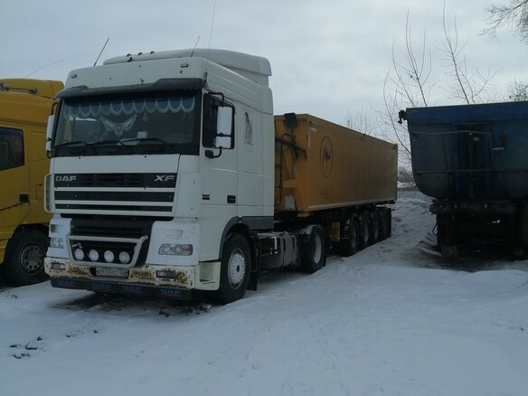 2004 DAF 95XF, белый, 2400000 рублей - вид 1