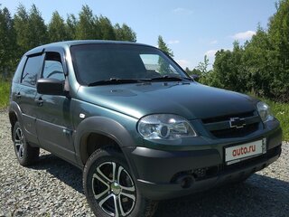2012 Chevrolet Niva I Рестайлинг, зелёный, 730000 рублей, вид 2