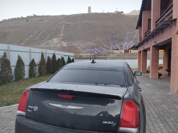 2015 Chrysler 300C II Рестайлинг, чёрный, 2500000 рублей - вид 20