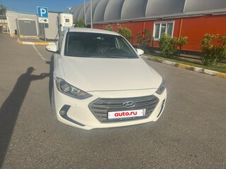 2017 Hyundai Elantra VI (AD), белый, 1520000 рублей, вид 4