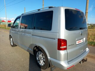 2012 Volkswagen Multivan T5 Рестайлинг, серебристый, 2850000 рублей, вид 4