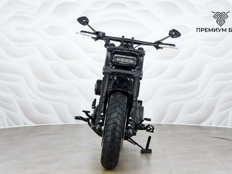2018 Harley-Davidson Fat Bob, чёрный, 1677000 рублей, вид 4