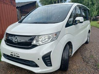 2018 Honda Stepwgn V Рестайлинг, белый, 1966000 рублей, вид 1