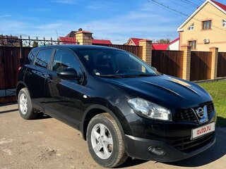 2013 Nissan Qashqai I Рестайлинг, чёрный, 1500000 рублей, вид 1