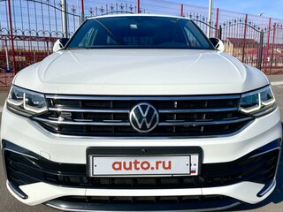 2021 Volkswagen Tiguan II Рестайлинг, белый, 3700000 рублей, вид 3