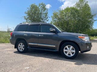 2013 Toyota Land Cruiser 200 Series Рестайлинг 1, серый, 3700000 рублей, вид 5