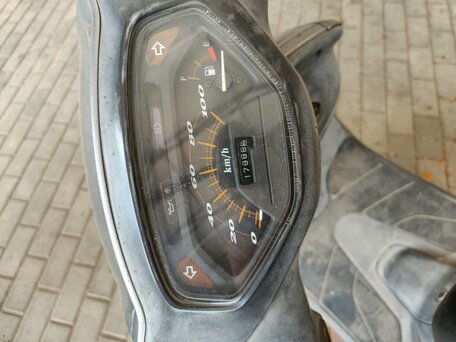 1998 Honda Lead 100, серебристый, 90000 рублей, вид 4
