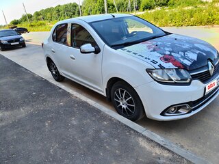 2015 Renault Logan II, белый, 500000 рублей, вид 2