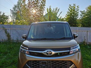 2017 Toyota Tank I, золотистый, 1200000 рублей, вид 2