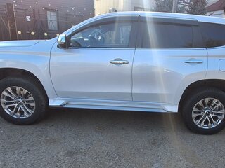 2020 Mitsubishi Pajero Sport III Рестайлинг, белый, 3500000 рублей, вид 4