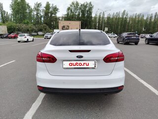 2015 Ford Focus III Рестайлинг, белый, 1050000 рублей, вид 4