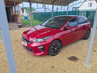 2018 Kia Ceed III, красный, 1400000 рублей, вид 1