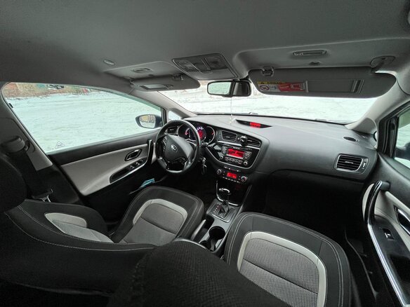 2013 Kia Ceed II, чёрный, 1200000 рублей - вид 12