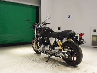 2017 Honda CB 1100, чёрный, 900000 рублей, вид 4
