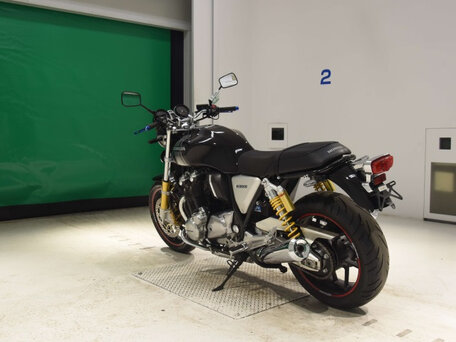 2017 Honda CB 1100, чёрный, 900000 рублей, вид 4