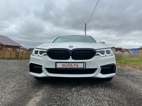 2019 BMW 5 серии 530d xDrive VII (G30/G31/G38), белый, 5100000 рублей, вид 2