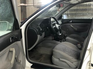1999 Volkswagen Golf IV, белый, 300000 рублей, вид 5