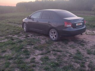 2007 Toyota Yaris II, серый, 500000 рублей, вид 3