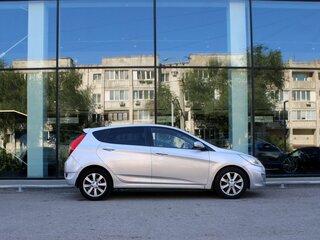 2014 Hyundai Solaris I, серебристый, 770000 рублей, вид 4