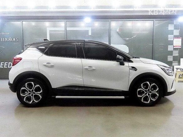 2022 Renault Captur II, белый - вид 2