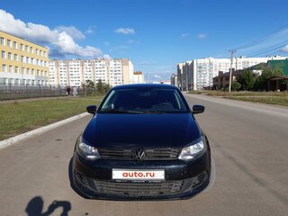 2011 Volkswagen Polo V, чёрный, 690000 рублей, вид 2
