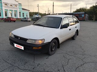 1996 Toyota Sprinter VII (E100), белый, 215000 рублей, вид 1