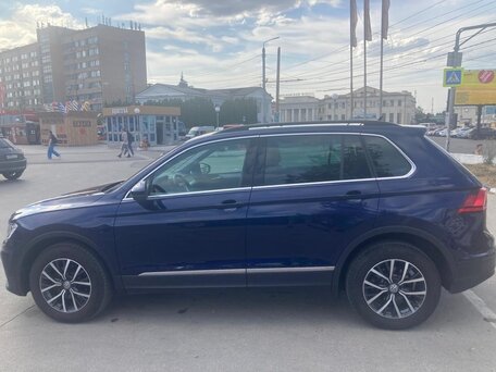 2020 Volkswagen Tiguan II, синий, 2700000 рублей, вид 2
