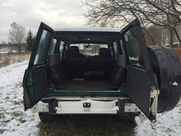 1997 Nissan Patrol IV (Y60), зелёный - вид 3