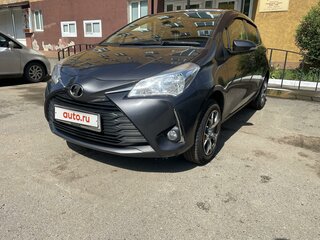 2019 Toyota Vitz III (XP130) Рестайлинг 2, серый, 1200000 рублей, вид 1