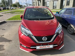 2018 Nissan Note II Рестайлинг, красный, 1350000 рублей, вид 1