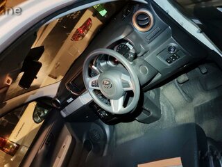 2020 Toyota Passo III Рестайлинг, белый, 1050000 рублей, вид 4
