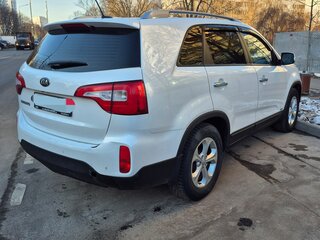 2015 Kia Sorento II Рестайлинг, белый, 1500000 рублей, вид 3