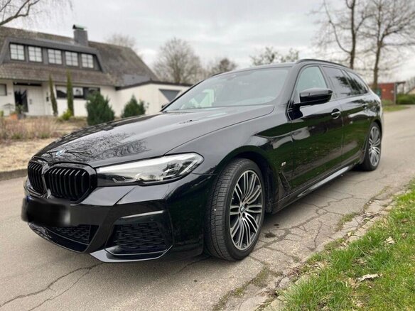 2021 BMW 5 серии 530d VII (G30/G31/G38) Рестайлинг, чёрный, 10200000 рублей - вид 3