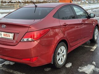 2016 Hyundai Solaris I Рестайлинг, красный, 1100000 рублей, вид 5