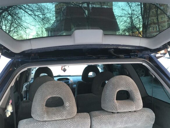 2000 Mitsubishi Space Wagon III, фиолетовый - вид 7